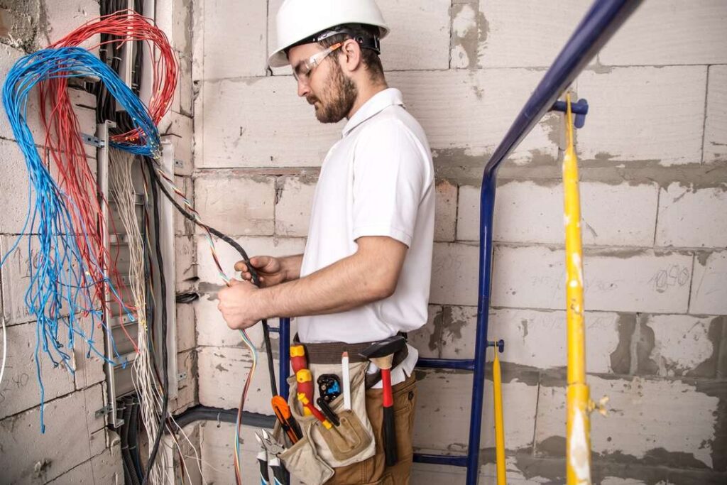 Best Electrician Richmond Hill Handles All Electrical Work